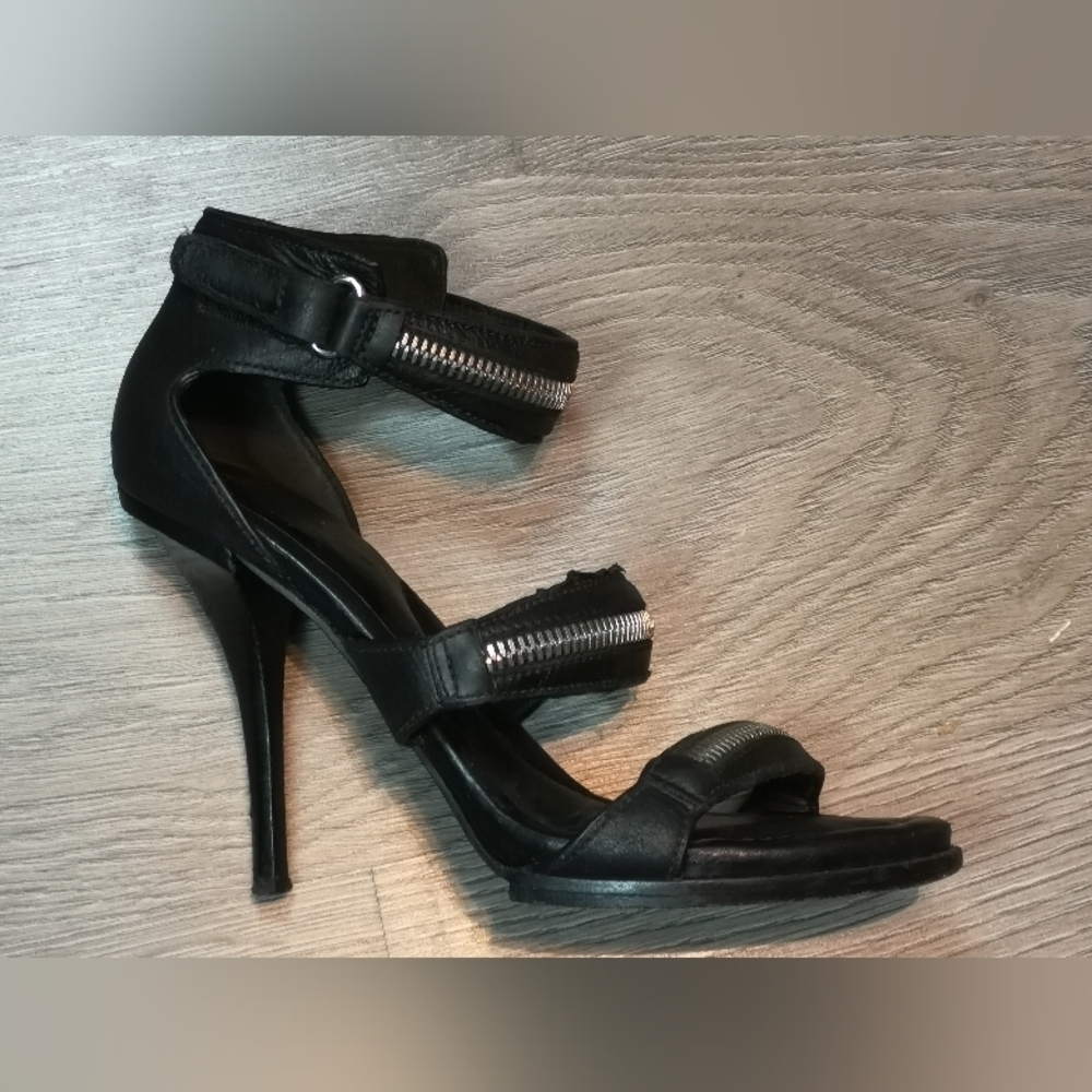 Vintage Alexander Wang Black Leather Open Toe Heel Sandals